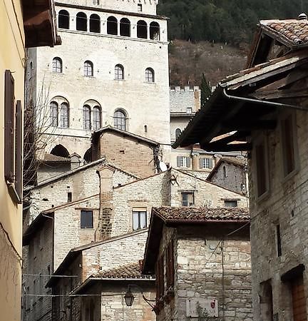 A Casa Di Cristina Apartment Gubbio Bagian luar foto