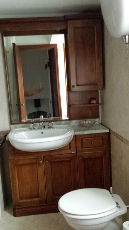 A Casa Di Cristina Apartment Gubbio Bagian luar foto