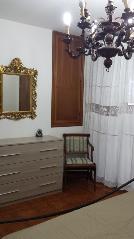 A Casa Di Cristina Apartment Gubbio Bagian luar foto